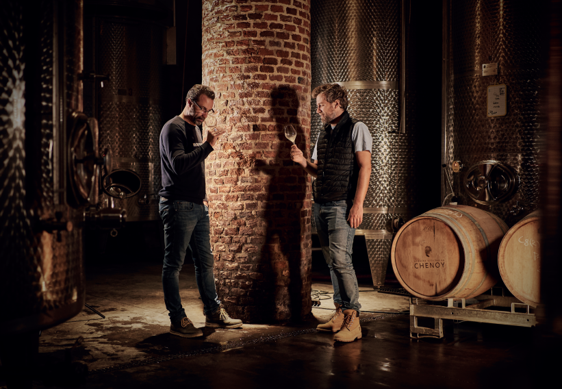 Ben je sommelier en wil je graag je kennis van Belgische mousserende wijnen uitbreiden? Schrijf je dan zo snel mogelijk in op de Walking Lunch met Belgische Bubbels op 26 juni aanstaande op het Domaine du Chenoy in La Bruyère! 
belgischewijnbouwers.be/walking-lunch-…