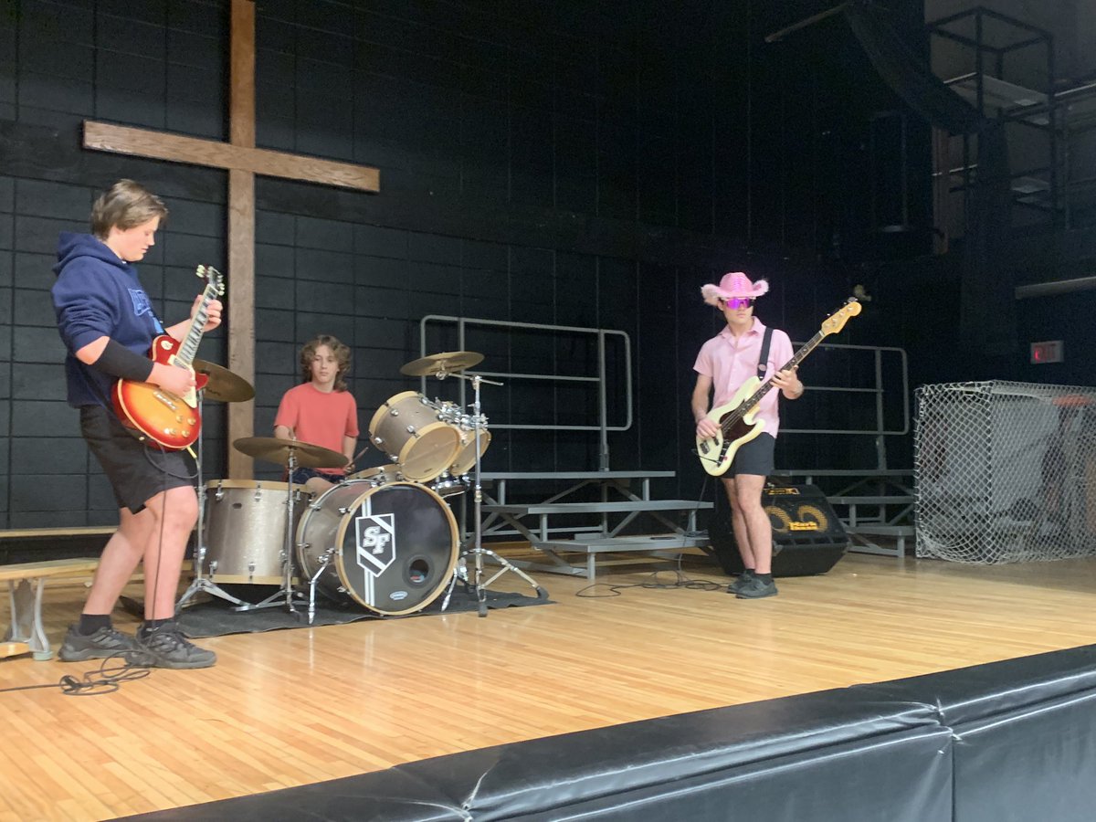 Saint Francis Phoenix tweet media