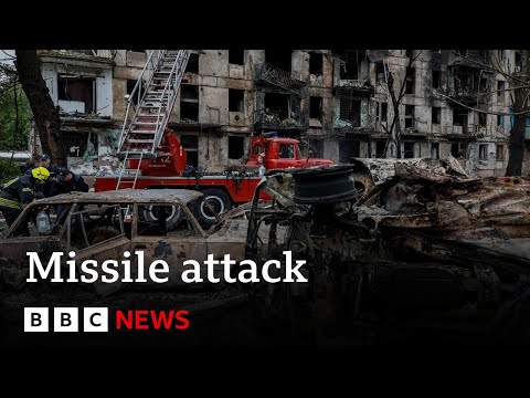 MasterblogBo's tweet image. #websuggestion #italy #notizie #flash Russia missile strikes hit home city of Ukraine&apos;s President Zelensky - BBC News - websuggestion.it/russia-missile…