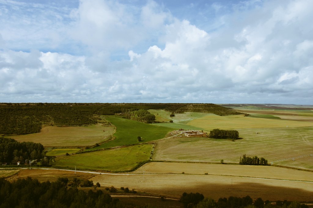 Chusguti1's tweet photo. Desde la muralla de Urueña #Fotos #hacerfotos https://t.co/gOXgHaYG6w