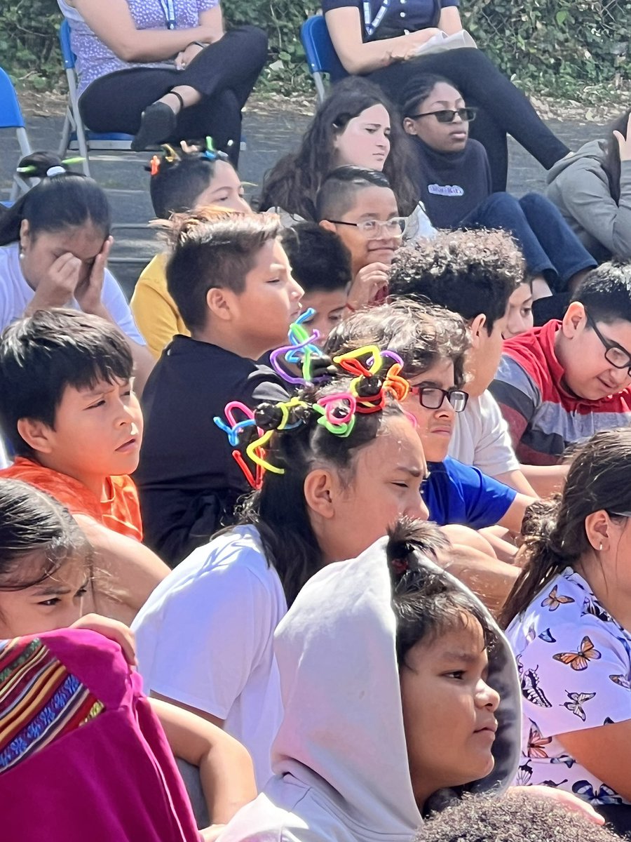 Ms.ElsyAP tweet media