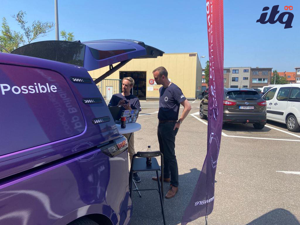ITQ's tweet image. With our #CodeOnTheRoad van we stopped by @EQUANS_Official for some demo&apos;s! We still have some slots available to visit you too! Apply here: zurl.co/UMsU 

@ITQ_Be @VMware_BE