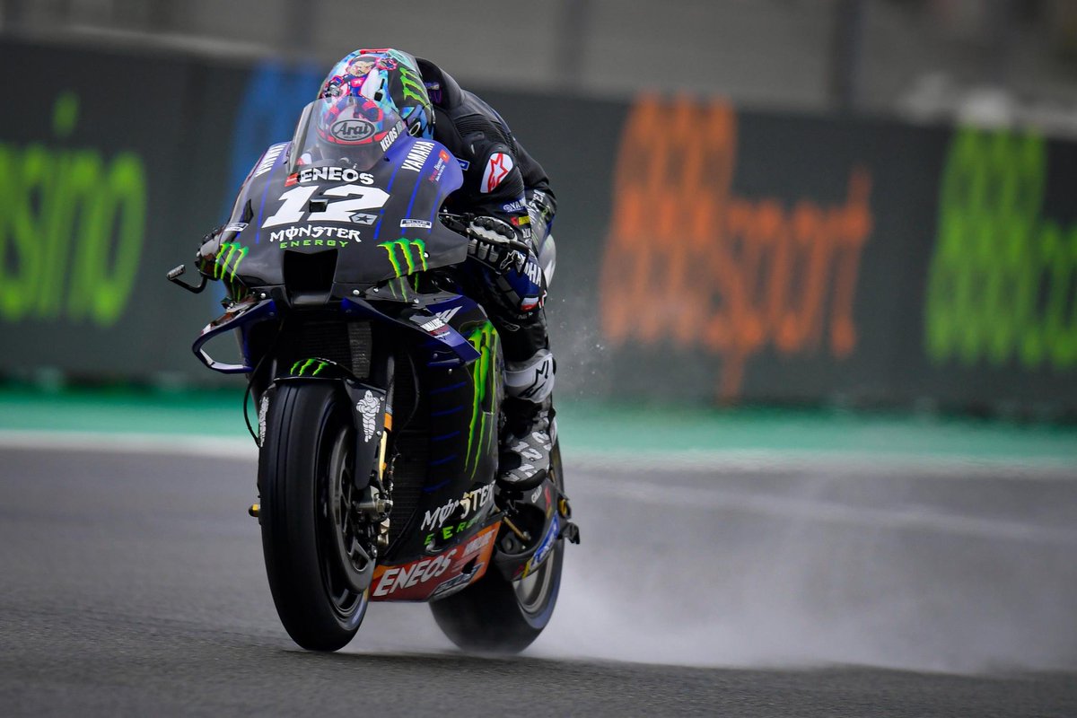 Although what he did was inexcusable, the more you look at Yamaha's downfall, the more you can appreciate why Maverick Viñales did what he did in Austria (trying to blow the engine up) to save himself from riding that thing for 1.5 more years

#MotoGP