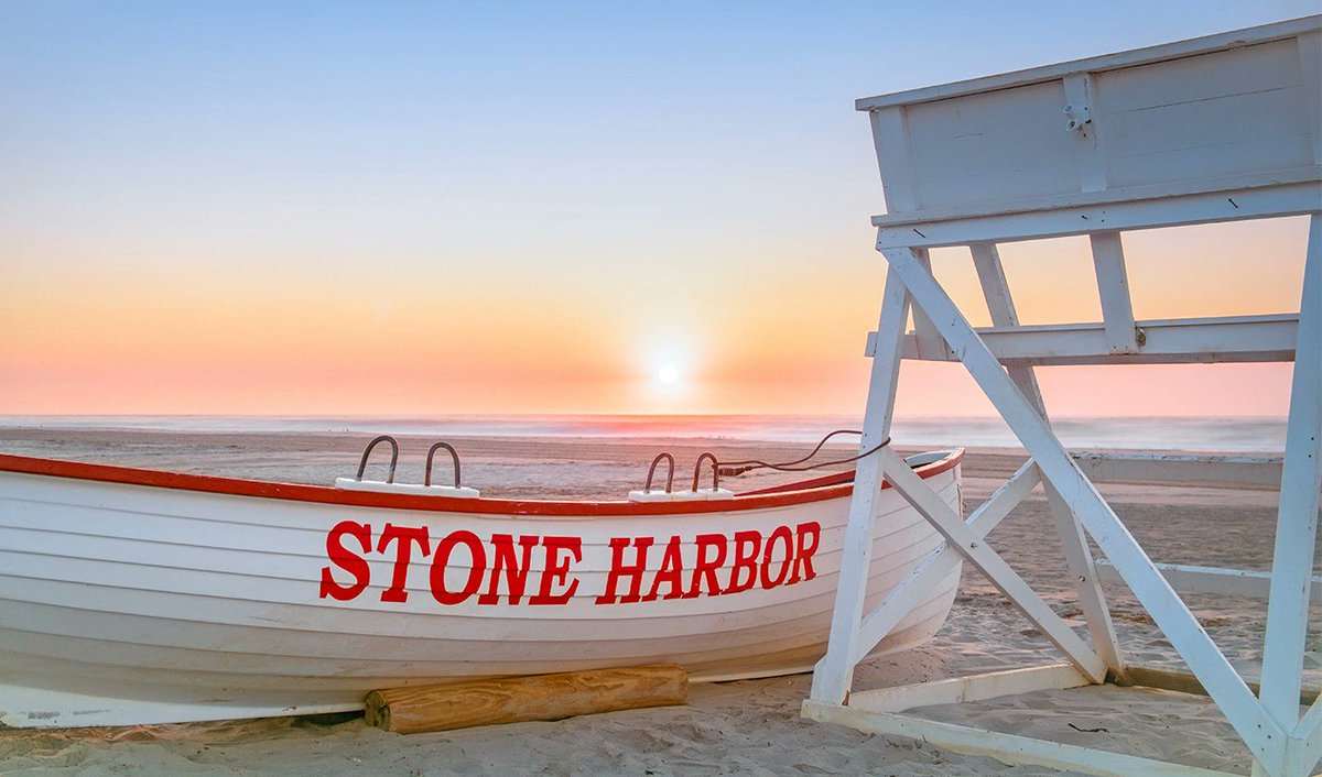 The vibe and charm of Stone Harbor is like the Hamptons' without emptying the old wallet, according to the writers at Pure Wow.
Have you made your Jersey Cape vacation plans yet?
purewow.com/travel/places-…
#StoneHarbor #capemaycountynj 
escapetothejerseycape.com