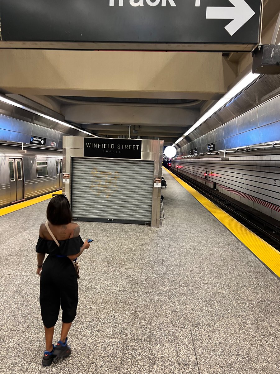 ManoPano tweet media