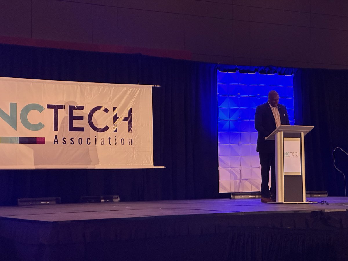 Happy to kick of <a href="/NCTA/">NC TECH Association</a> #StateofTechEXPONENTIAL conference today by introducing our keynote speaker, recent IBM retiree and IBM Fellow, Rob High. Rob took us through a compelling session on Edge computing -  "Observations from the Edge"