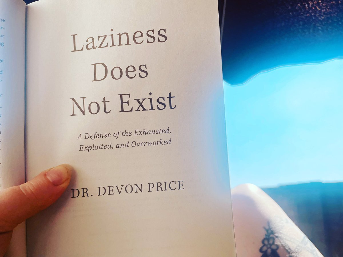 Embrace the perfect day! ☀️ Dive into ‘Laziness Does Not Exist’ 📚 from the cozy hammock 😌 Chilled drinks, juicy strawberries, ultimate relaxation 🍹🍓 Join me! #PerfectDay #ReadingGoals #UltimateRelaxation
