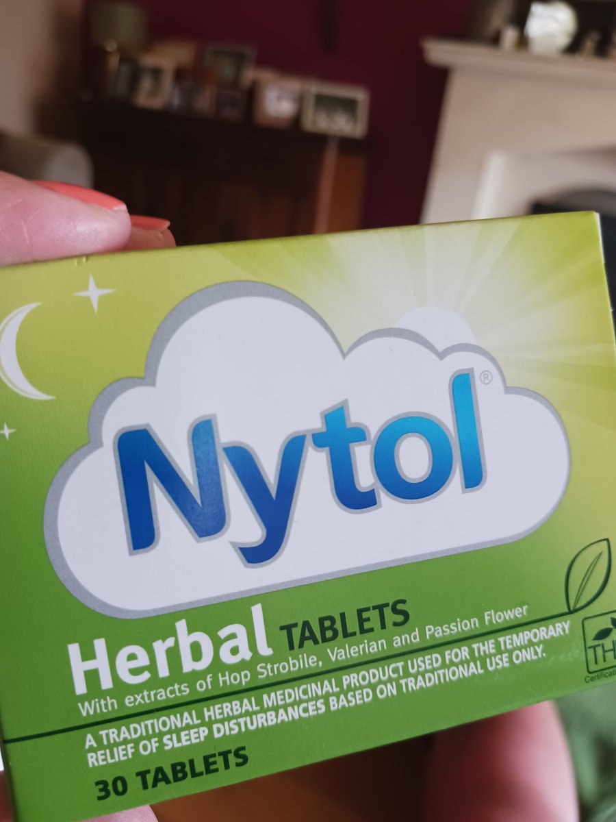 helenmc46972890's tweet photo. Trying these bad boys tonight  #tryanything #pleasegod #needsleep https://t.co/HctfFk60rA