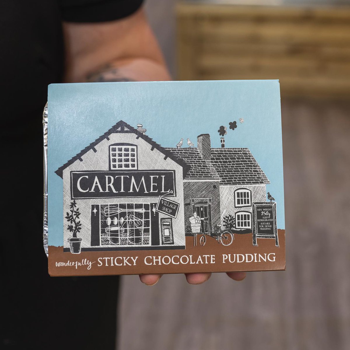 Check out Kelly with our shop loyalty offer of the month!

Enjoy two 250g Cartmel puddings for only £7!

Choose between the all-time favourite Sticky Toffee Pudding or the rich and luscious Sticky Chocolate Pudding😋

#farmshop #cheshire #knutsford #pudding