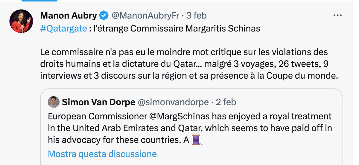 JU29ROTEAM's tweet photo. EUROPA VERSO LA QATARSTROFE?
Sei mesi dopo lo scoppio dello scandalo del Qatargate, l'Unione Europea ha svelato la sua soluzione per affrontare comportamenti non etici tra le istituzioni: un comitato etico, proposto dalla Commissione, che dovrebbe impegnare le nove istituzioni dell'UE a implementare risoluzioni vincolanti per attuare standard etici comuni per i funzionari politici che vi lavorano.

Tale autorità non avrebbe il potere di avviare indagini o sanzionare illeciti, né riguarderebbe in alcun modo i “portaborse”, che hanno avuto un ruolo piuttosto centrale nel Qatargate.

Molte le voci critiche: Stéphane Séjourné, presidente del gruppo liberale Renew Europe, ha ribattuto che un organismo senza autorità investigativa è un "bulldog sdentato": "I politici conservatori europei devono smetterla di seppellire la testa sotto la sabbia e imparare la lezione dello scandalo Qatargate".

Katarina Barley, vicepresidente del Parlamento, responsabile per le politiche di trasparenza del gruppo Socialisti e Democratici, ha sostenuto che "non c’è alcun fondamento legale" nella posizione della Commissione per cui un organo investigativo non sarebbe possibile. Il Partito popolare europeo, ha aggiunto, “non vuole istituire altro che una tavola rotonda sdentata e priva di poteri reali”.

Sulla stessa linea, anche la sinistra più radicale: Manon Aubry, presidente del gruppo Sinistra al Parlamento Europeo è stata particolarmente dura: ha accusato la Commissione di “avere paura di scoperchiare il vaso di Pandora dei conflitti di interesse all’interno della Commissione stessa”.

Il riferimento è parso indirizzato soprattutto al greco Margaritis Schinas, Commissario per la promozione dello stile di vita europeo, con delega allo sport, da lei precedentemente accusato, in riguardo al Qatargate.

Margaritis Schinas è il commissario che ha firmato il controverso accordo di cooperazione con l’UEFA dello scorso ottobre, in cui veniva riaffermata la centralità dell’UEFA nella protezione del Modello Sportivo Europeo.
Controverso perché, come ci ha detto l’ottimo giornalista, esperto di cose europee @davcarretta “una piroetta carpiata rispetto a tutto ciò che era stato detto e fatto dalla Commissione su sport e concorrenza sulla base dei trattati”.
Controverso anche perché come ci ha detto il professor Mavroidis della Columbia University nella sua recente intervista con noi, questo Modello Sportivo Europeo è totalmente assente dai trattati e qualora fosse desumibile dagli stessi nessun ruolo nel tutelarlo si potrebbe assegnare all’UEFA, secondo i trattati. La stessa opinione del Primo Avvocato Generale Maciej Szpunar, ma curiosamente non quella di Rantos, connazionale di Schiras e Avvocato Generale nel caso Superlega.

Schinas si era già esposto in precedenza contro la Superlega, ma, ha notato Manon Aubry, si era anche già esposto troppo, fino a sbilanciarsi, in dichiarazioni benevolenti nei confronti del Qatar, l’alleato più forte dell’UEFA. Le ripetute visite nei paesi arabi, anche in compagnia della connazionale Eva Kaili, e le continue dichiarazioni di sostegno a Doha hanno destato più di un sospetto, ma infine Schinas è uscito illeso dal Qatargate, per ora, nonostante il duro intervento al Parlamento di Aubry.
Resta indelebile l’appoggio per il Qatar, i frequenti incontri e gli elogi per il ministro del lavoro di Doha, Ali bin Samikh Al Marri considerato centrale nello scandalo di corruzione. Resta l’onta, la vergogna di aver pulito l’immagine di un paese ancora oggi al centro di accuse gravissime per i diritti negati ai lavoratori.
Resta questa inchiesta di un giornale olandese: https://t.co/PZdaWuPiY5 e la domanda più che legittima: ma quali competenze di Schinas all'interno dell'UE legittimavano questi viaggi faraonici?

Resta la questione politica: la Commissione, ancora schierata a fianco dell’UEFA nel caso Superlega davanti alla Corte EU, ha residua credibilità dopo il Qatargate?