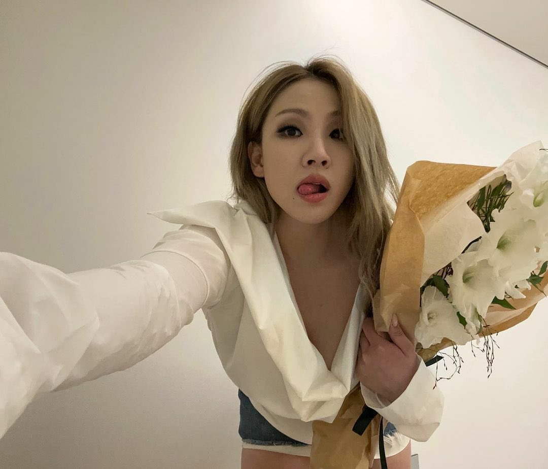 CL_World_Wide's tweet photo. [IG] #CL 
@chaelinCL: Risk it all https://t.co/DfAhBlQ79l