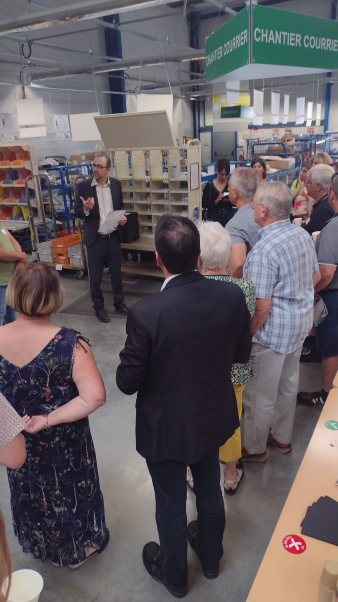 LPNews_GE's tweet photo. #Moselle | #PostalTour
Les élus du #Saulnois ont découvert ce mardi
🔷 le fonctionnement de sites postaux comme la plateforme Courrier de #MorvilleLesVic ou le bureau de poste France Services de #Delme
🔷 les solutions et services proposés aux collectivités et à leurs usagers. https://t.co/ADPt97NFsI