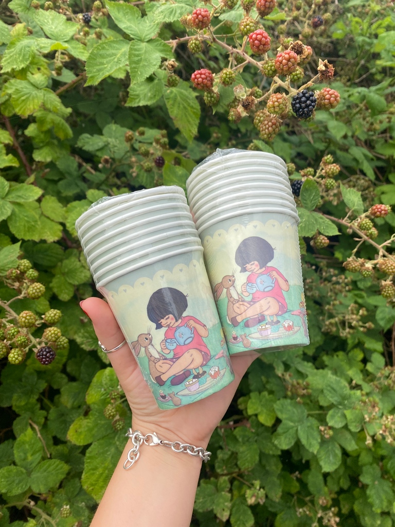 belleandboo's tweet photo. Having a summer party? Make it extra magical with us. 🧁
https://t.co/U6co1zxRXl
#Summerparty #partyitems #childensparty #partycups #cutepartycups https://t.co/8lAX1sMfcj