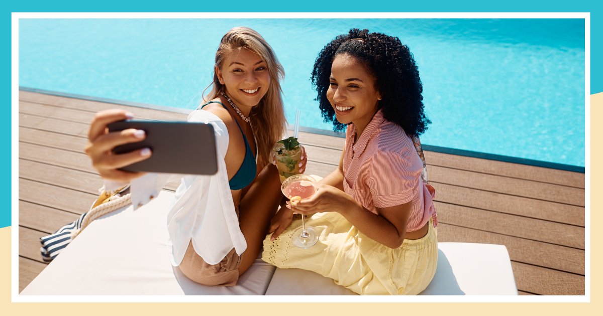 Pool side is my best side.
