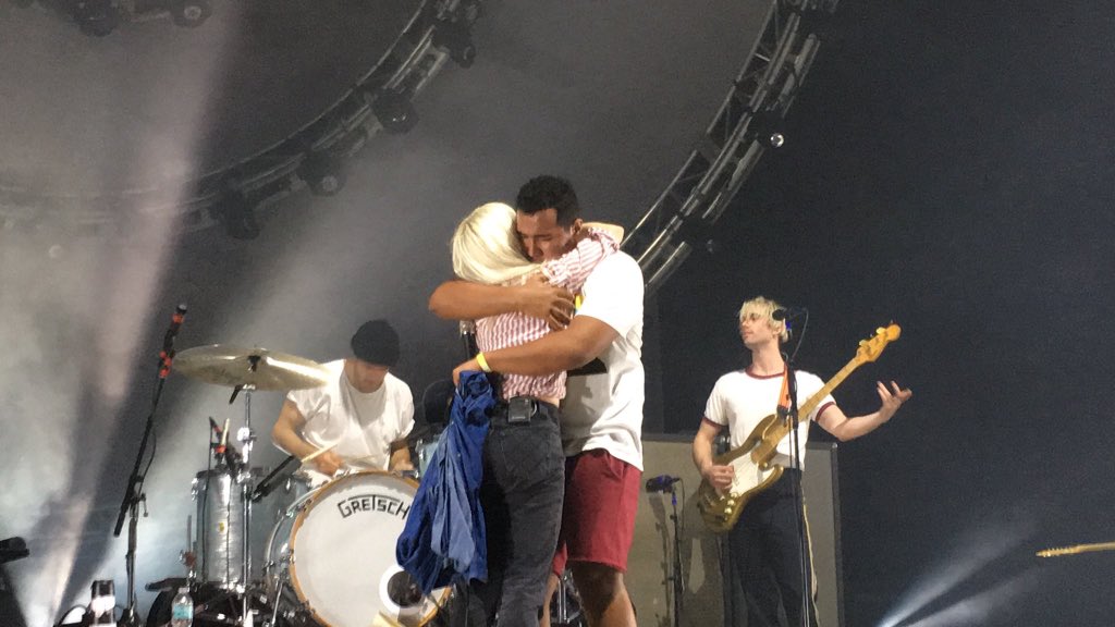 seeing them today 🥲 #paramoreorlando