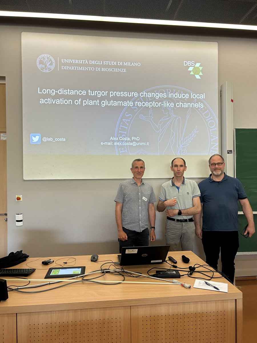 Debora Gasperini (@gasperinilab) on Twitter photo Excited to hear the latest news from <a href="/lab_costa/">Alex Costa</a>! Thanks Alex for visiting us in Halle and exchanging ideas with <a href="/RTG2498/">Research Training Group 2498</a> students Excited to hear the latest news from <a href="/lab_costa/">Alex Costa</a>! Thanks Alex for visiting us in Halle and exchanging ideas with <a href="/RTG2498/">Research Training Group 2498</a> students
