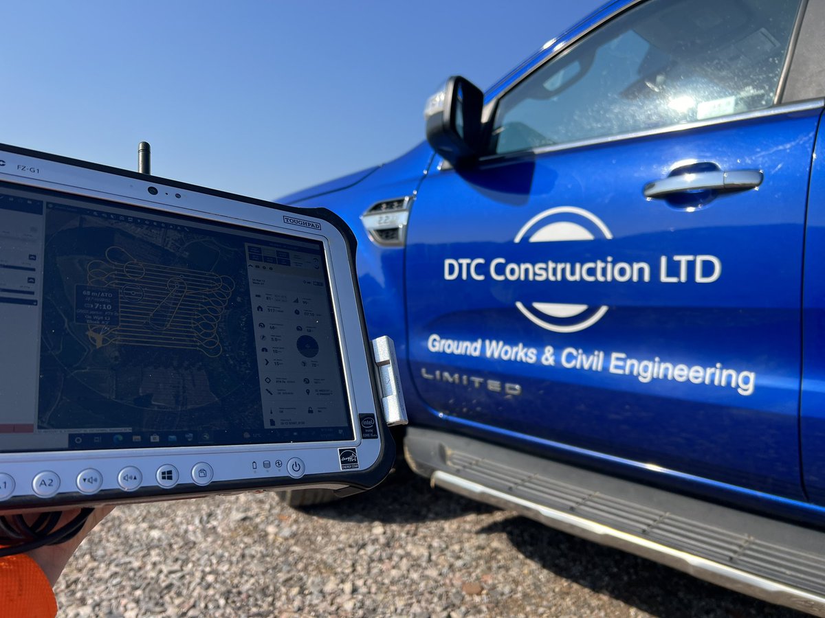 Undertook a photogrammetry survey first thing before it got (a) hot and (b) windy. Data outputs wil be used for volumes and cut&amp;fill analysis. Orthomosaics will be combined with CAD data including infrastructure and plot layouts. #DTC #drones