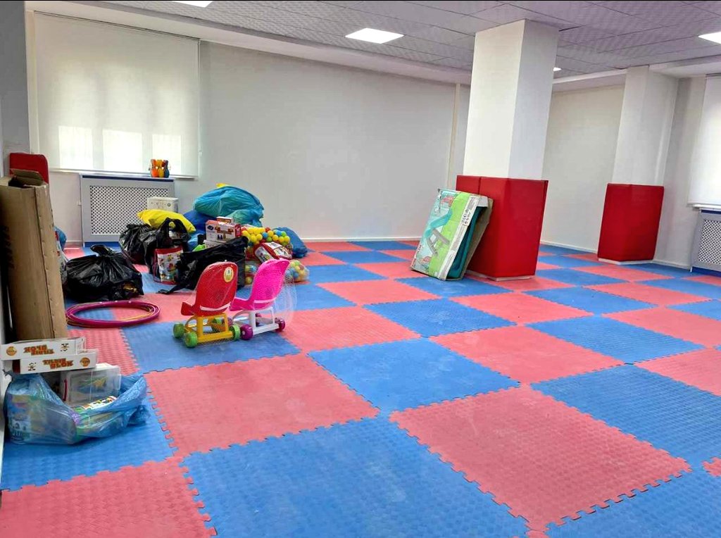 'Anaokulum Bahçemde' projesi kapsamında, Yeşilyurt Mahallesi Gazi Konutlarına kurduğumuz an
a sınıflarımız, yaz okuluna hazır. Büyük emekleri olan <a href="/nurten_tmz/">Nurten TEMİZ KAPLAN</a> hanıma ve Yelda hocama teşekkürler 👏👏
<a href="/yasintepe/">Yasin TEPE</a> <a href="/Gaziantep_MEM/">Gaziantep İl Millî Eğitim Müdürlüğü</a> <a href="/erdalkilinc27/">Dr.Erdal KILINÇ</a> <a href="/bedriyesoku2/">bedriyesoku</a> <a href="/MetinMengilli/">Metin MENGİLLİ</a>