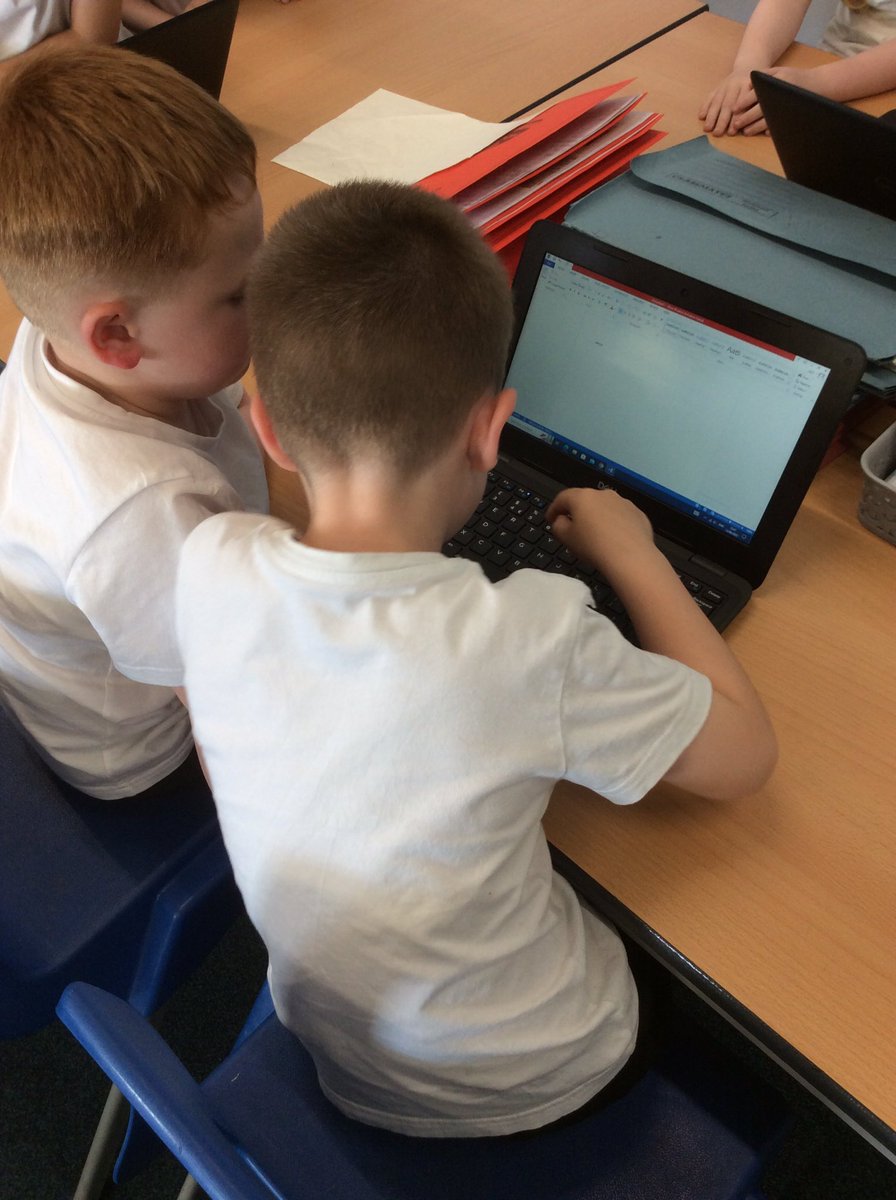 ditton_ps's tweet image. 1RD are enjoying their new computing unit, digital writing. Today they explored using the keyboard to write text on a word processor document. #DittonPrimaryComputing