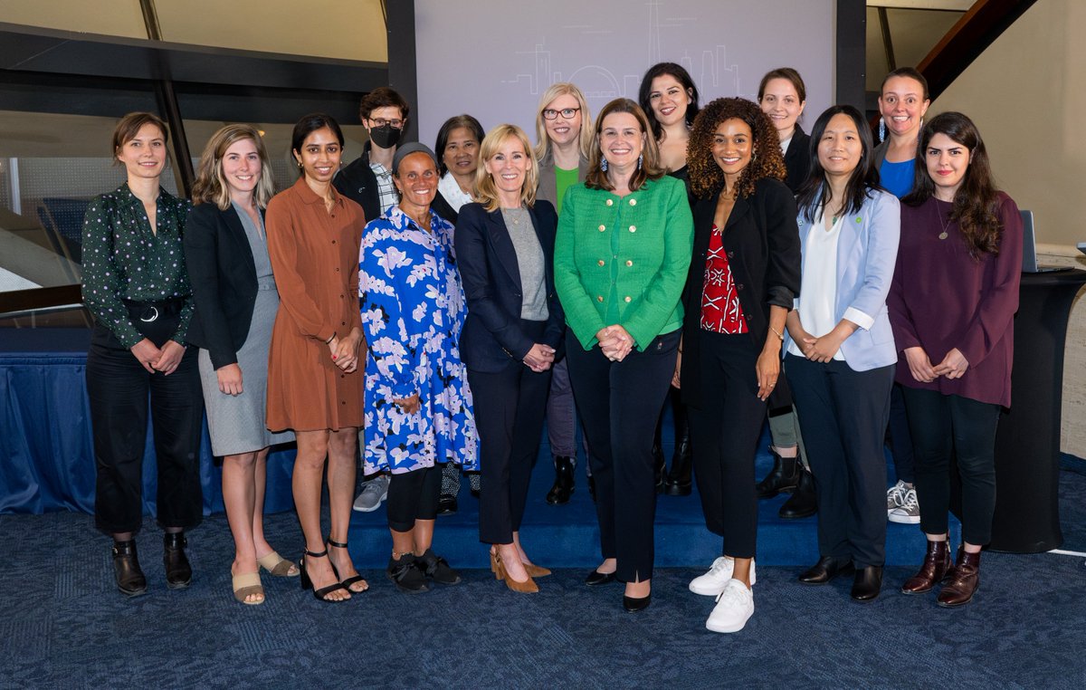 mckelvieAJAX's tweet photo. Last evening, we had the pleasure of awarding the winners of the Women4ClimateTO Pitch Competition.

Thank you to all of the participants and mentors who participated in the @CityofToronto's third cohort of the Women4Climate Toronto Mentorship Program. Your efforts are helping us build a more sustainable future for our city.

Congratulations to the winner, Tina Safaei of @PahkSolutions, as well as runner-ups Ana Cuciureanu of Splash on Earth and @nikiCesta of The Wasteland Plan Foundation. Their forward-thinking ideas and well-developed projects will help inspire climate action among other entrepreneurs and the greater community.

#W4CTO

Learn more: https://t.co/DwBhRzMA2W