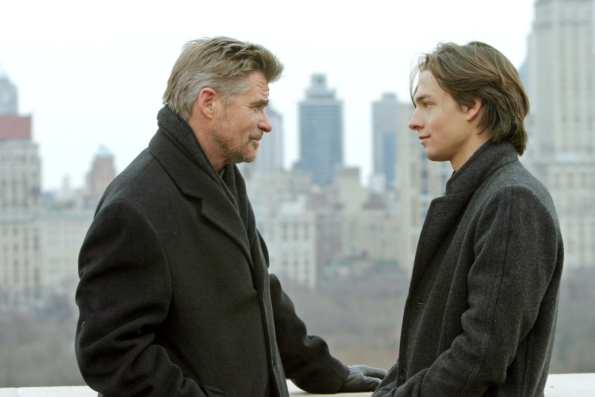 DEADLINE's tweet image. Gregory Smith, Sarah Drew React To 'Everwood' Co-Star Treat Williams' Death: ''A Wonderful Man And A Brilliant Actor" deadline.com/2023/06/gregor…