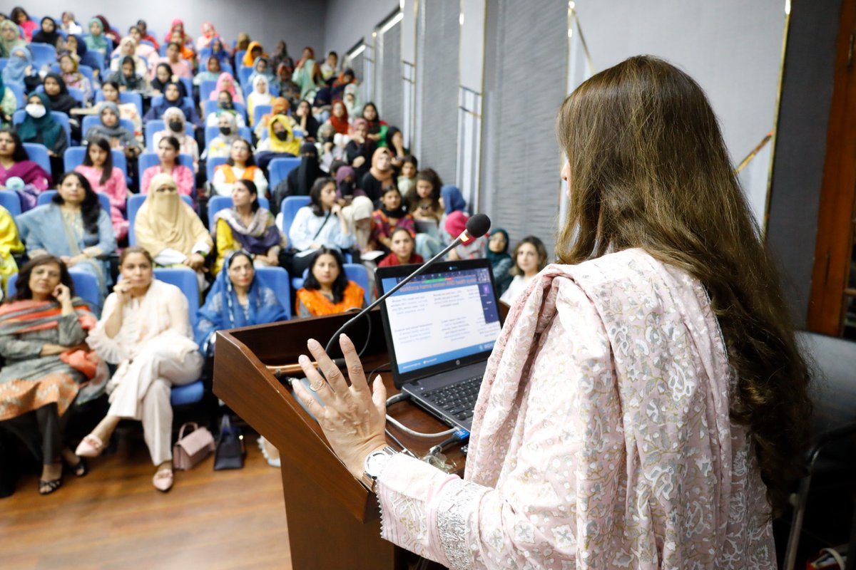 WGHPakistan's tweet photo. Women in Global Health Pakistan was honored to co-organise the international seminar Women in Health Workforce: Implications for UHC and the Pandemic Response, with @kemuofficial @prof_ayyaz @ProfSaira. Global Director Gender and Health, Dr. @shabnumsarfraz, was keynote speaker. https://t.co/pDjemH9Yh6