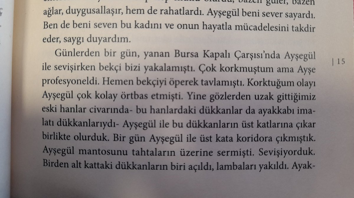 adeta bir james bond kitabı... cinayet, plot twistler ve tabii ki kadınlarla münasebetler