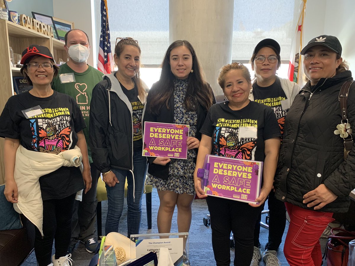 msolisw's tweet photo. Gracias @AsmAguiarCurry por reunirse con nosotras hoy para hablar sobre el #SB686 y por apoyar la salud y seguridad de las trabajadoras del hogar! 
@mujrsunidas 
@LaColectivaSF 
@HiHemployers 
@pwcscorg https://t.co/rUnSAoo7B6