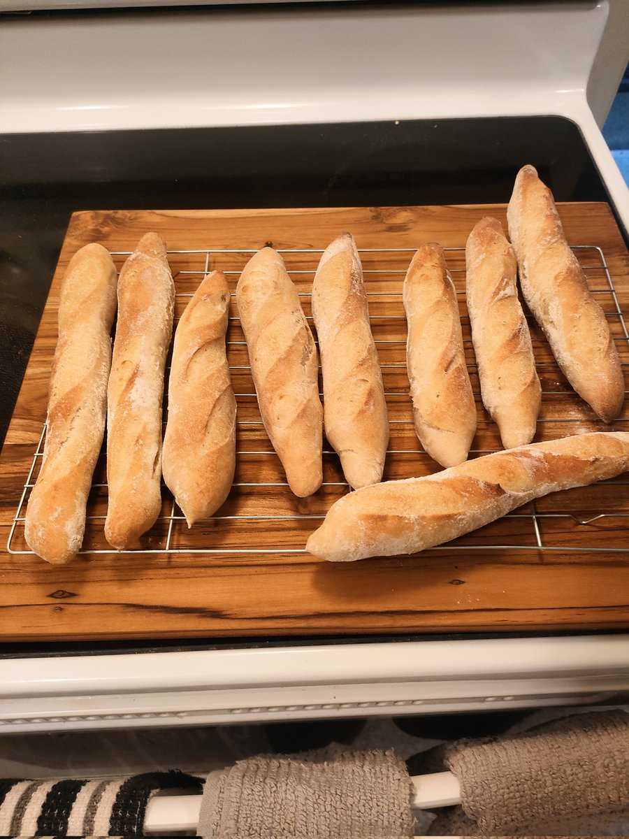 Baguettes are getting better.  🥖
#bread #baking #freshbread 
#tuesdayvibe