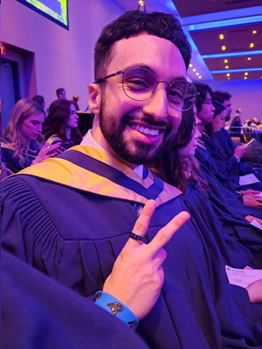 tia's brother graduated 🙏🏻 #HumberGrad