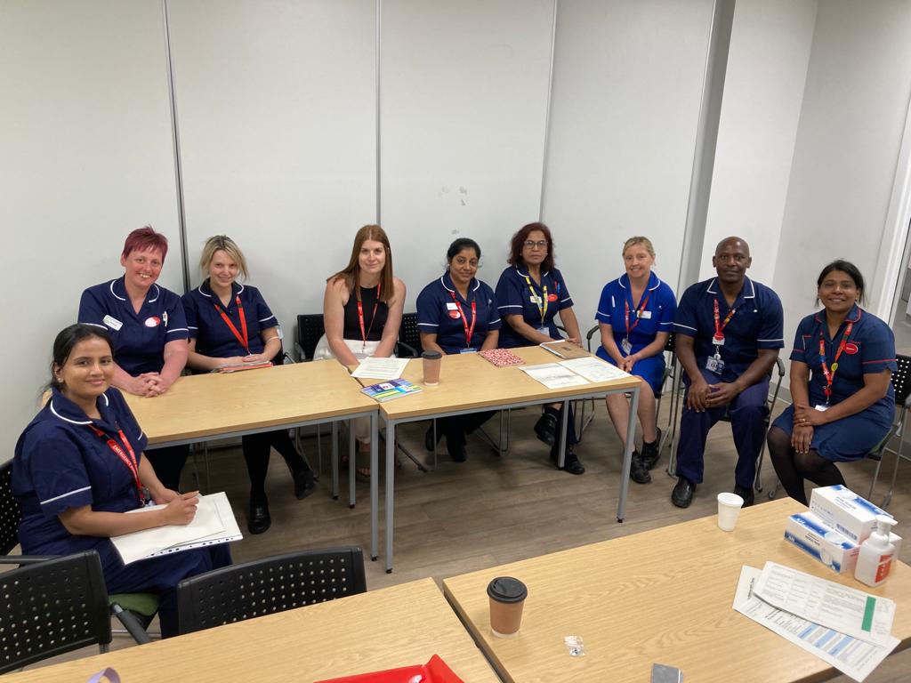 Kerry Morgan π (@kerrymorgan815) on Twitter photo Great to meet with the HAPU Link Nurses across the Emergency Floor. Working hard to improve pressure care and reduce harm for our patients <a href="/UHLKerryJ/">Kerry Johnston</a> @HoggJulie <a href="/sueburtonDCN/">Sue Burton</a> <a href="/UHLTVTeam/">UHL Tissue Viability</a> <a href="/AneePaul5/">Anee Paul</a> <a href="/GinaFis90071894/">Gina Fisher</a> Great to meet with the HAPU Link Nurses across the Emergency Floor. Working hard to improve pressure care and reduce harm for our patients <a href="/UHLKerryJ/">Kerry Johnston</a> @HoggJulie <a href="/sueburtonDCN/">Sue Burton</a> <a href="/UHLTVTeam/">UHL Tissue Viability</a> <a href="/AneePaul5/">Anee Paul</a> <a href="/GinaFis90071894/">Gina Fisher</a>