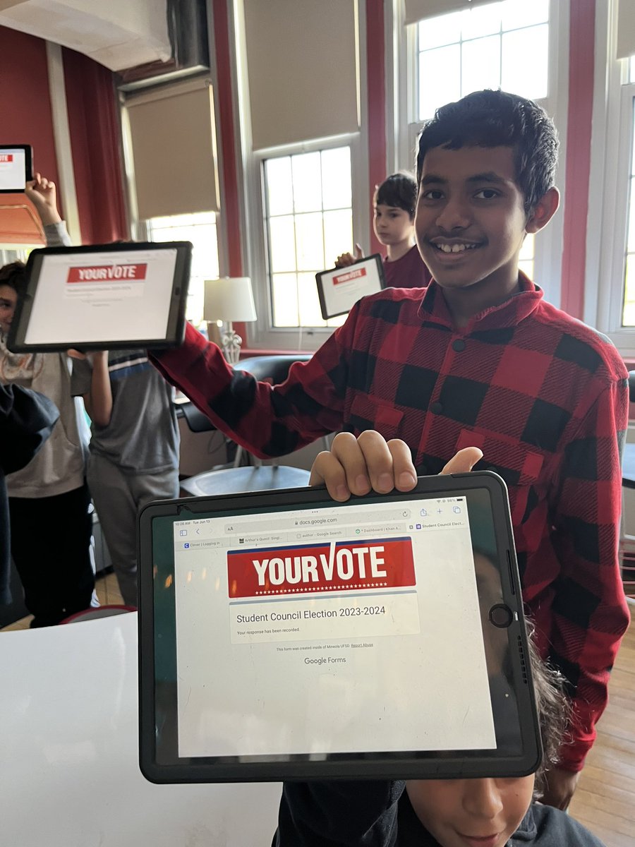 Our 6th graders taking part in the democratic process today!! Thank you to Ms. Cavuto for leading our student council and helping our learners be active participants!! #mineolaproud #StudentCouncilElections #iVoted