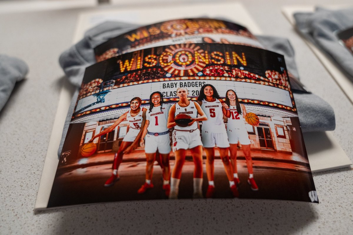 BadgerWBB's tweet photo. New Badgers on campus 👀 https://t.co/fKI5Efaw6N