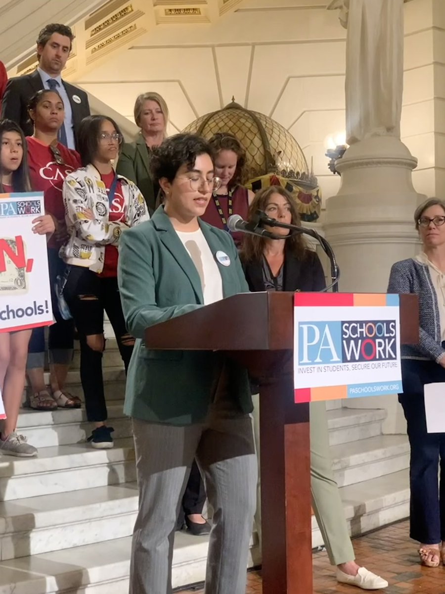 Kids1stK12's tweet image. At today’s press conference at the state Capitol, @PASchoolsWork called on the Senate to invest in our children AKA our future!  #PABudget ##WeWorkForFunding