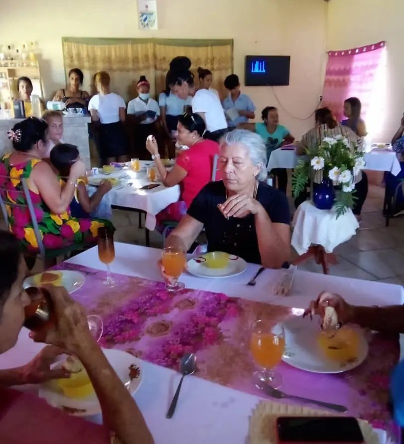 DGEAntilla's tweet photo. #EducaciónHolguín. #EducaciónAntilla
Centro Mixto:“Desembarco del Perrit”
Demuestran habilidades profesionales educandos de las especialidades de Elaboración de Alimentos y Servicios Gastronómicos durante el desarrollo de la #RIACT efectuada en nuestra Institución
#CubaMined https://t.co/h5rc2Phi3C