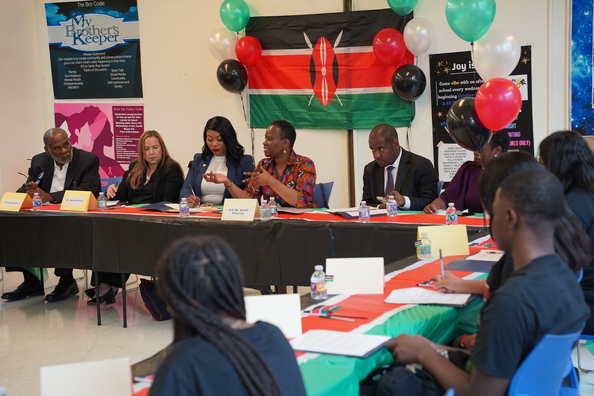 NYCSchools's tweet photo. Being a student in NYC Public Schools is unlike being a student anywhere else. 
Today some bright minds from @Progresshs850 met with the Ambassador from @KenyaMissionUN! 
Thanks to @globalnyc for uplifting our #NYCJuniorAmbassadors. https://t.co/IgVChsGqeD