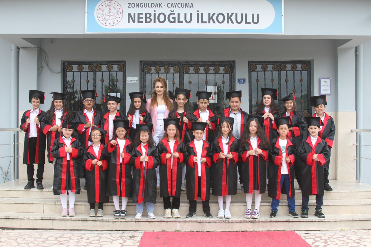 Dördüncü sınıflarımızı uğurluyoruz. <a href="/hknkadi/">Hakan Kadı</a> <a href="/ismailbas67/">İsmail BAŞ</a> <a href="/caycumailcemem/">Çaycuma İlçe Milli Eğitim Müdürlüğü</a> <a href="/ZonguldakMEM/">Zonguldak İl Millî Eğitim Müdürlüğü</a> <a href="/zuleyhaaldogan/">Züleyha Aldoğan</a> nebiogluilkokulu.meb.k12.tr/icerikler/4-si…