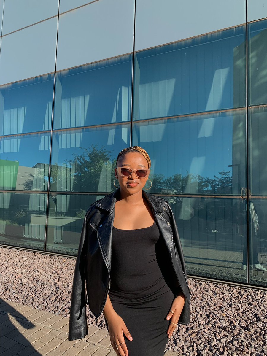 letsileee's tweet image. 