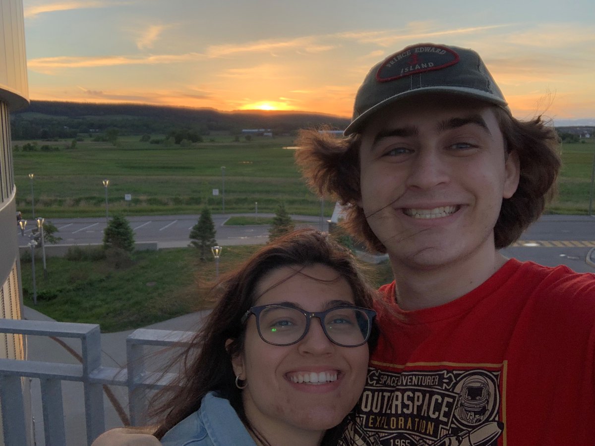 KieranWStanley's tweet photo. Congrats to Keeran Stanwely and Tonya Gonasaalves for graduating!!!!!!!!!!!!!!!!!

#HumberGrad https://t.co/ReB8bEdPAP