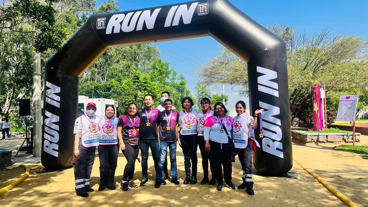 RunInOaxaca's tweet photo. 5to Aniversario de Chicas Run In 🩷 

¡Gracias por hacerlo posible! #Oaxaca https://t.co/NLjiGRpKLP