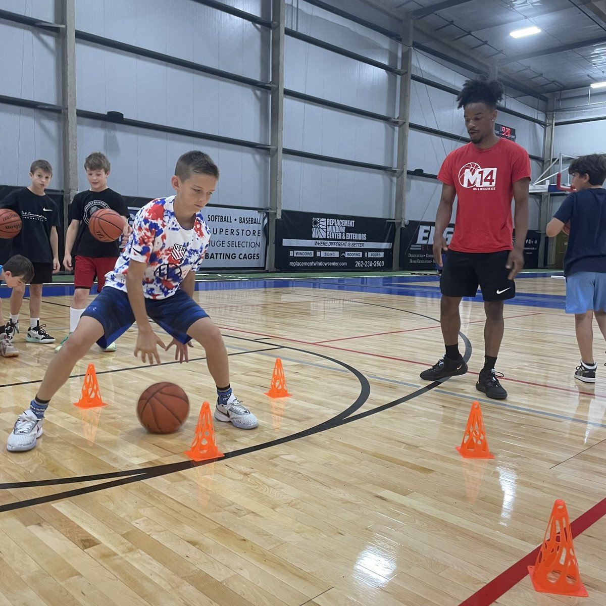 M14HoopsMKE's tweet photo. Scoring Camp Day 2! Training has to translate. Working on Attack to Finishing and the principles of each. Let’s go!! https://t.co/kjA8uOIMv8
