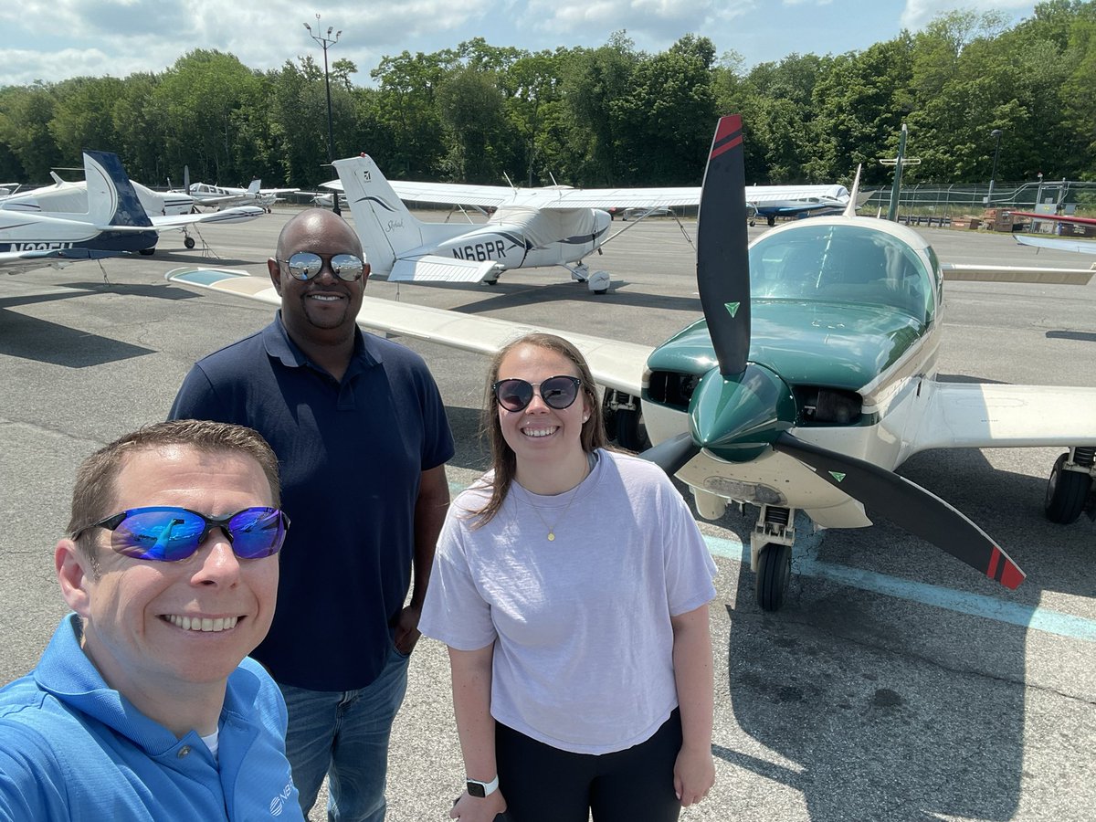 RushingSkyBound's tweet image. Flying to #NBAAForum at HPN in style with a quick wing rock to the Lady along the way! #BizAvWorks