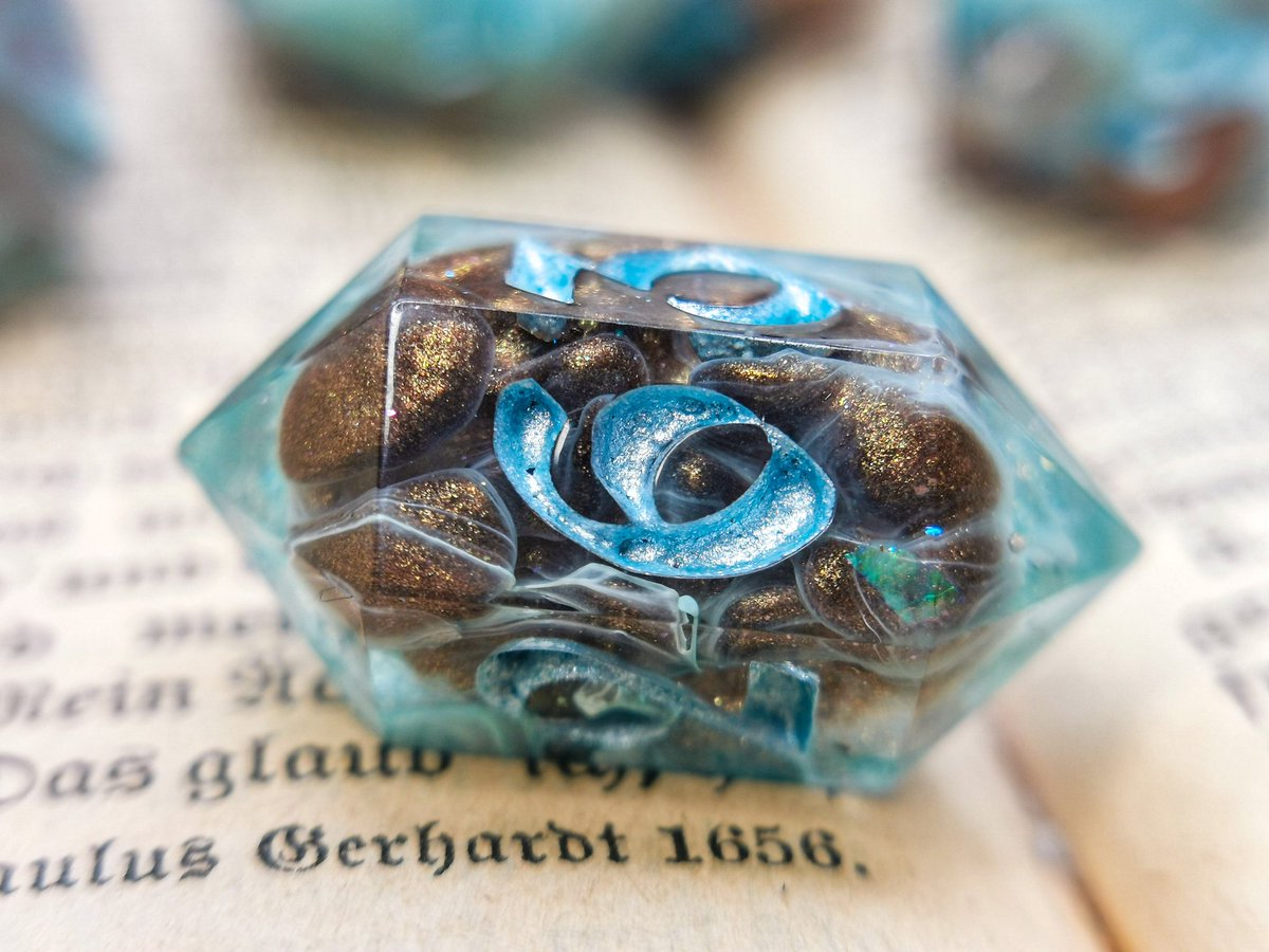 SpaethenArts's tweet image. Righteous Earthquake 💙✨

etsy.com/de-en/shop/Spa…

#dicegoblin #d20 #diceaddict #tabletoprpg