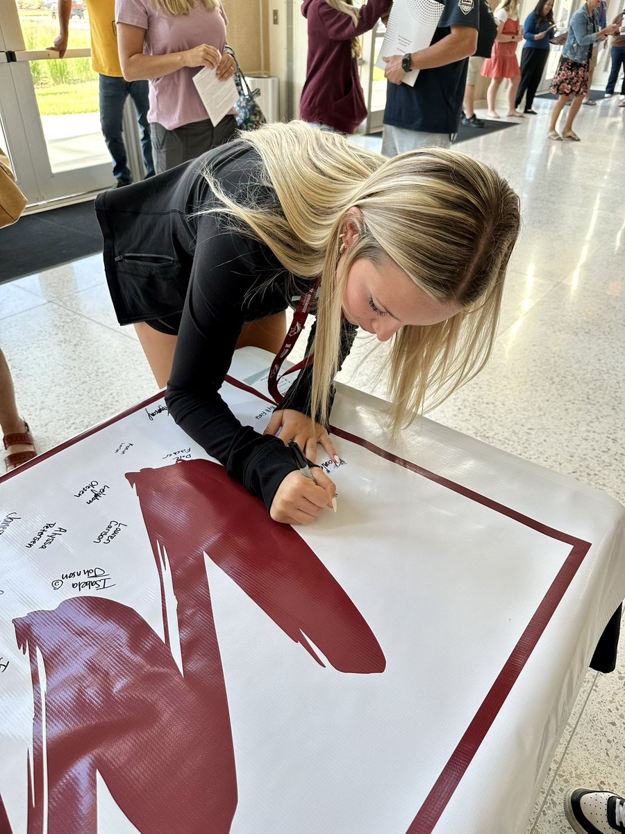 MorningsideEdu's tweet photo. Enrollment Days: Day 1βοΈ
Excited to have all of these new Msiders back on campus today!πβοΈ
#msideproud #msideisthebestside #experiencematters #mside27 https://t.co/fDvQcjPw46