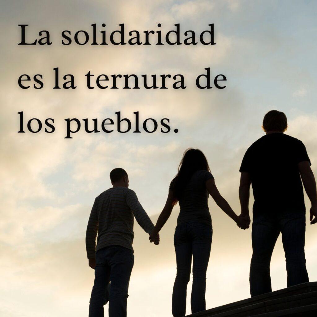 #13Junio Hay que unirse, no para estar juntos sino para hacer algo juntos #VivaLaUnionDeLosPueblos @GentileRafJim @Carol18ing @YuryHdz08 @prof_yurbe @Yasmira45888876 @domisol4f @carloslevelgar @coromoticojeda @soydevenezuela8 @LabarcaEnoc @BonosSocial