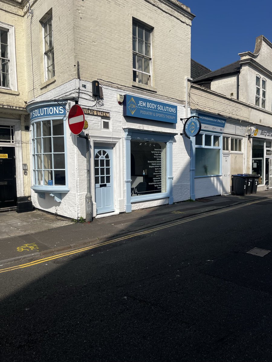 New podiatry and sports therapy clinic in Trowbridge 
Contact 07946277908
jmaddisonpodiatry@gmail.com
Book online jembodysolutions.co.uk