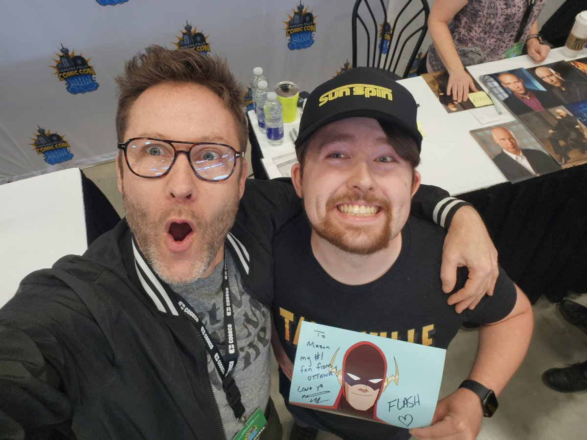 dave_dave007's tweet photo. @SunSpinBand @michaelrosenbum @RobDanson1 @insideofyoupod @TalkVillePod @Stageit My son and I are very excited to watch your performance. Also, we loved meeting you, Michael, in Niagara Falls, this past weekend! #SunSpin #Music https://t.co/9uhmuSgO5c