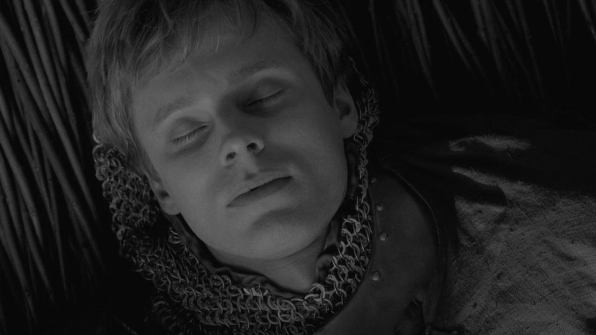 LoverofKnights's tweet image. did we make it?             no, we didnt