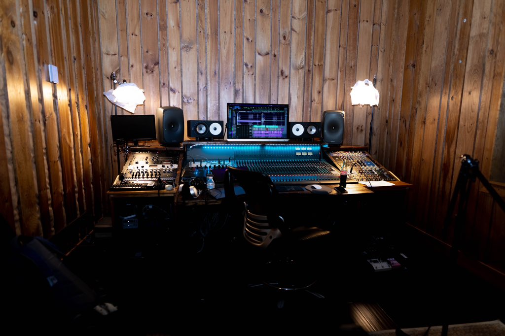 Summit tweet media