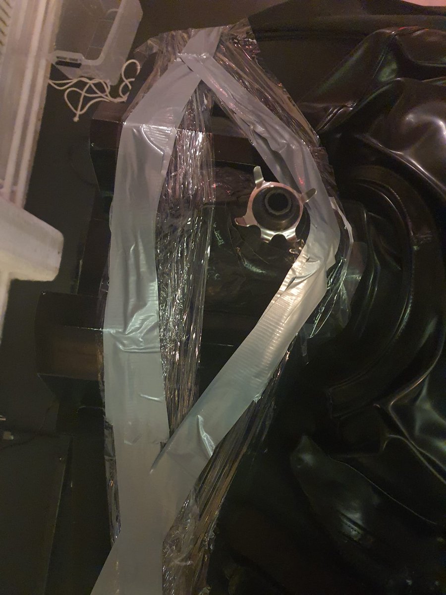 RNastsia's tweet photo. Ohne Licht und Ton liegst du komplett umschlossen, bewegungsunfähig im aufgepumpten Latexsack. ICH habe überall dort Zugang wo ICH will und es MIR am meisten Spass macht, dich zu quälen.

Strom hier und dort, dazu Klammern oder Spikes und wenn du glaubst du erträgst es nicht mehr, bleibt dir auch noch die Luft weg….im Nu ist auch dein letztes Stückchen Widerstand gebrochen und du gehörst nur MIR allein.

Bitte bedenke, dass MEINE Agenda sich rasch füllt, frühzeitige Anfragen per E-Mail erhöhen die Chance auf eine Audienz bei MIR sehr.
Lady.nastasia@yahoo.de 
Urlaub im JULI
14.07. - 28.07. 

@HerrinAriadne
https://t.co/YtX8AiV4A4